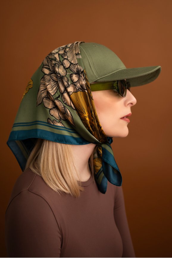 Apaszka Nellis - morski, khaki